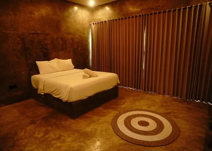 The Gong 4*